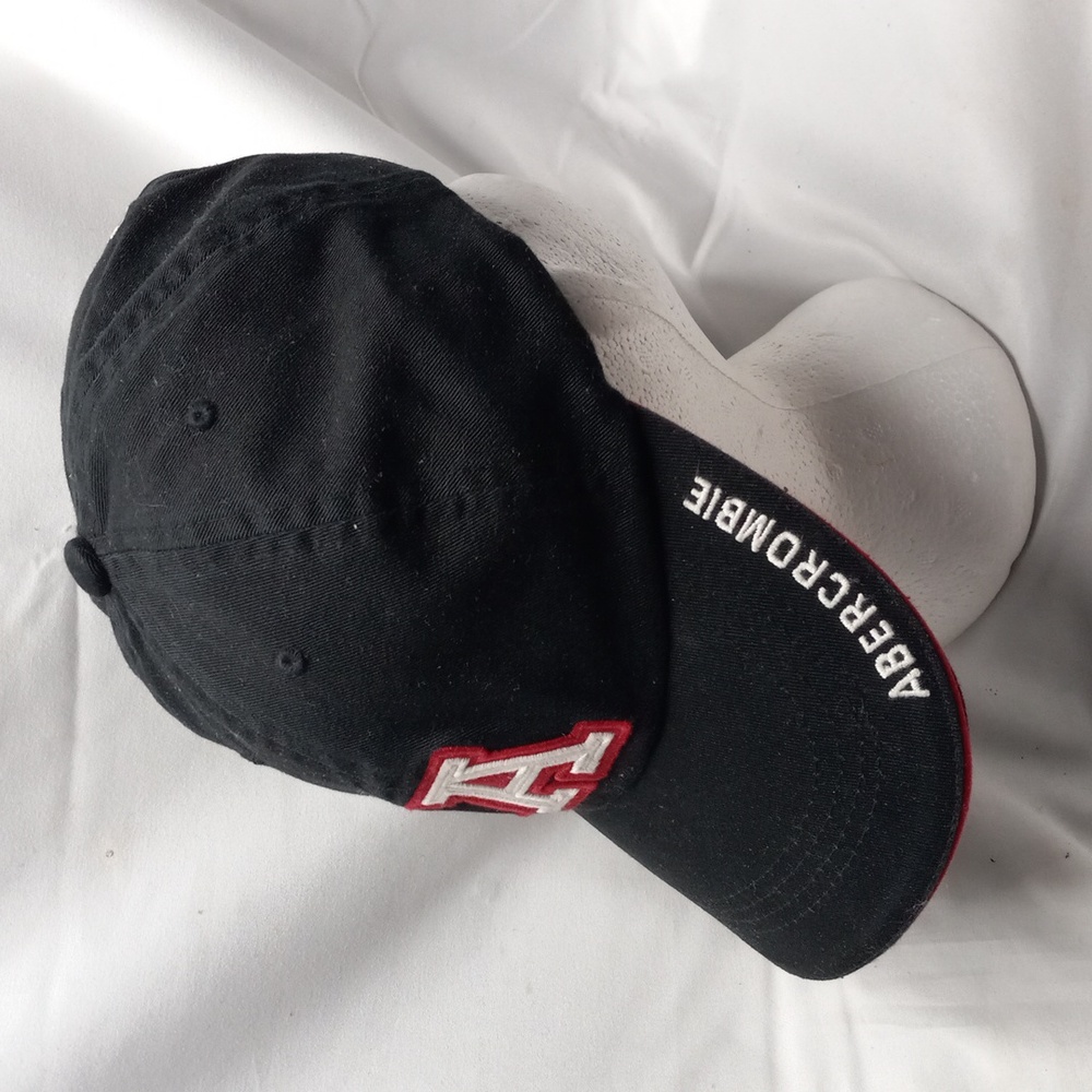 Abercrombie & Fitch Varsity Cap - Picture 7 of 7